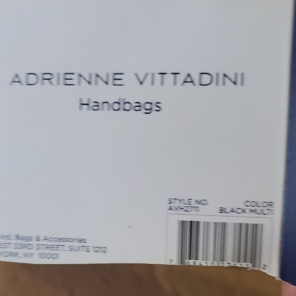 Adrienne Vittadini Black and Cream AND RED  Belted Barrel  NWT - Picture 5 of 12